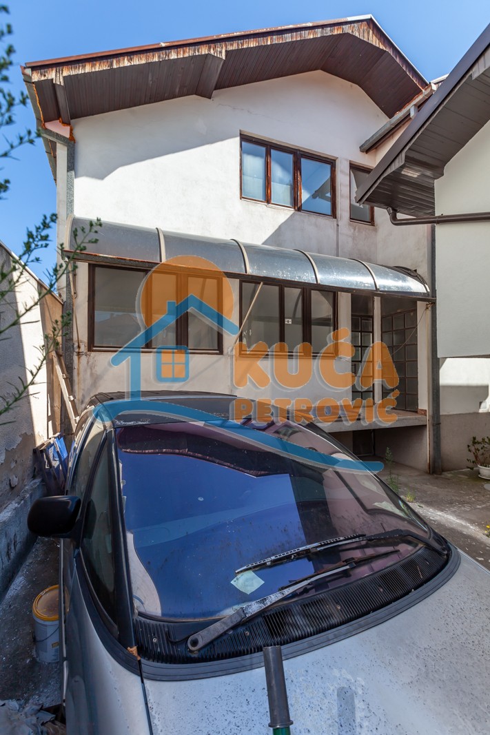 Lokal, 270 m2, Palilula, Igmanska ID: p-012102 1