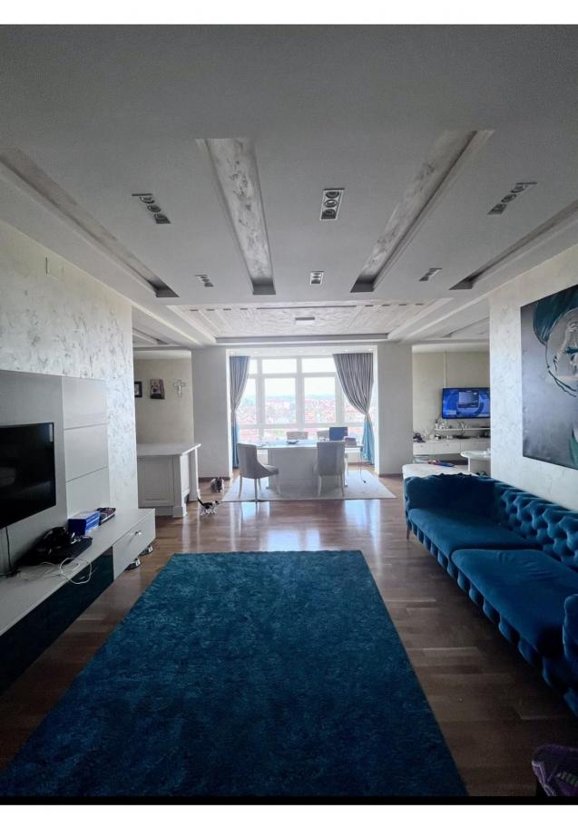 Fenomenalan Penthaus kod Akva parka sa pogledom na ceo grad 6