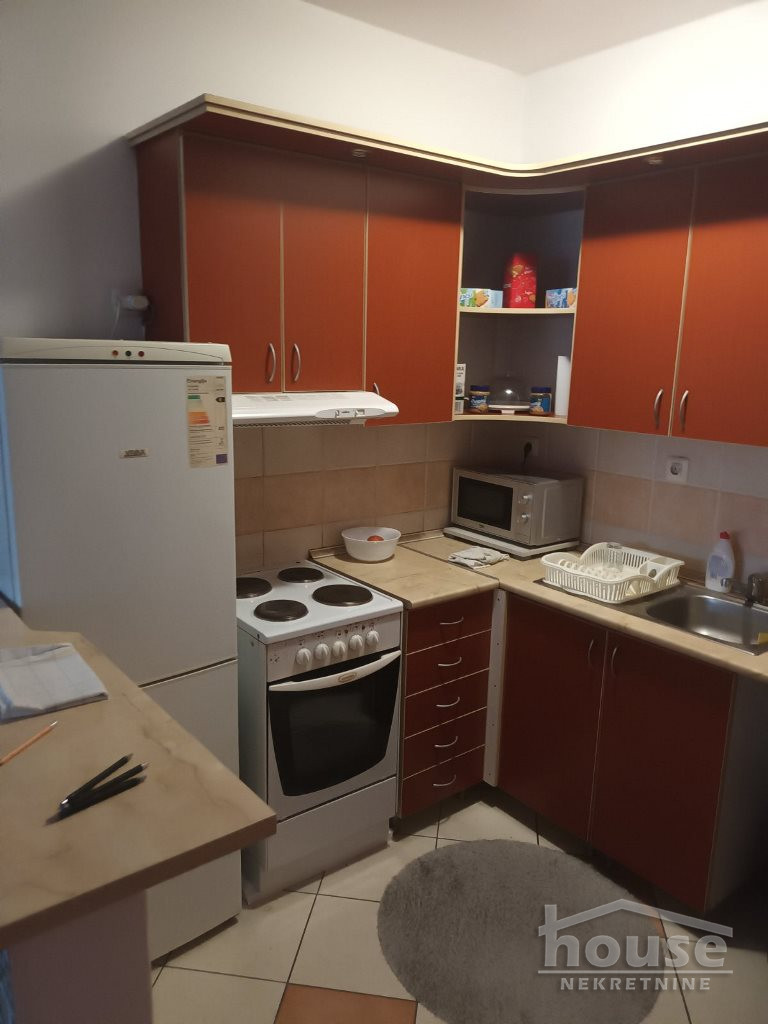 Stan,NOVI SAD,BULEVAR 30m2,98900€ , ID: 1061468 4