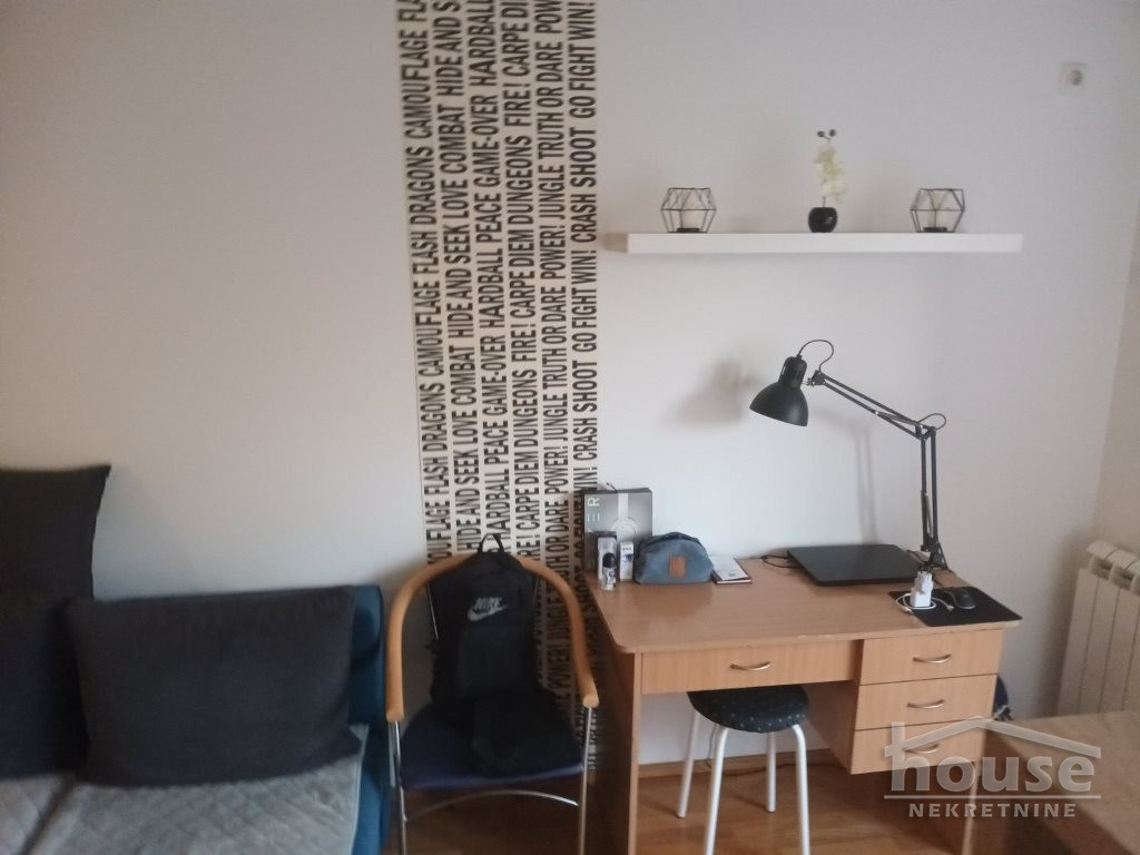 Stan,NOVI SAD,BULEVAR 30m2,98900€ , ID: 1061468 2