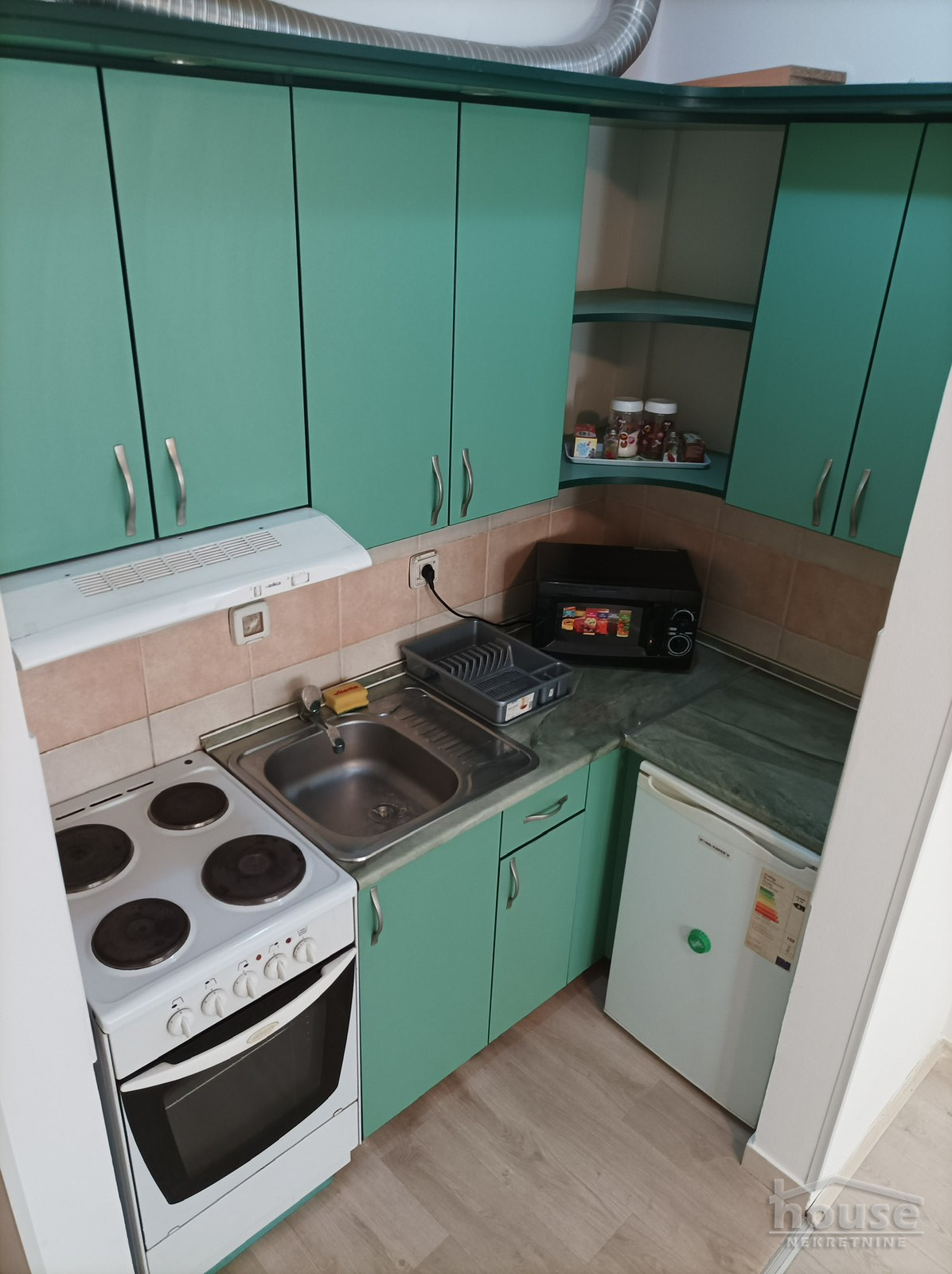 Stan,NOVI SAD,BULEVAR 34m2,112000€ , ID: 1061469 2