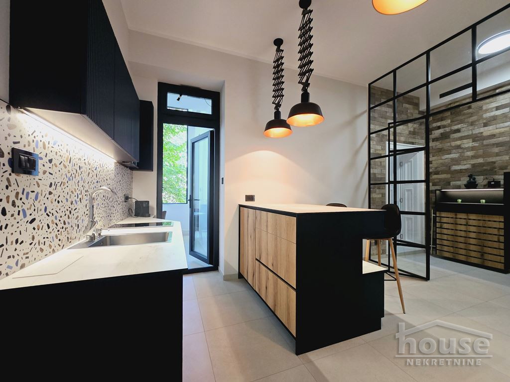 Stan,NOVI SAD,CENTAR 100m2,391000€ , ID: 1062232 2