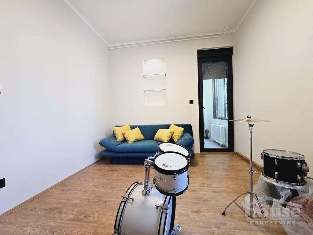 Stan,NOVI SAD,CENTAR 100m2,391000€ , ID: 1062232 12