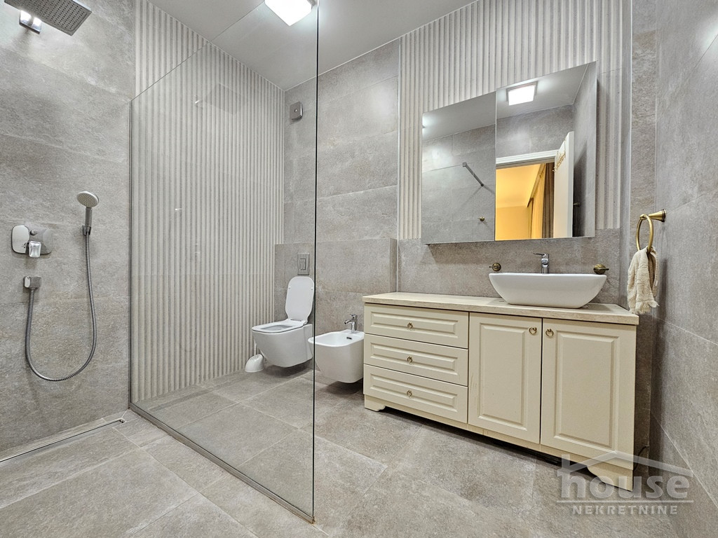 Stanovi,NOVI SAD,CENTAR 129m2,1700€ , ID: 9116609 21