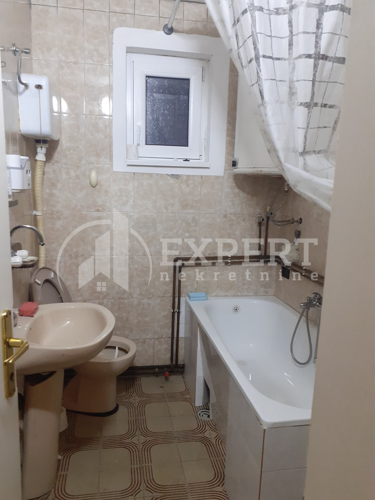 Trosoban stan, 84 m2, Duvanište, Južnomoravske brigade ID: i-07459 8