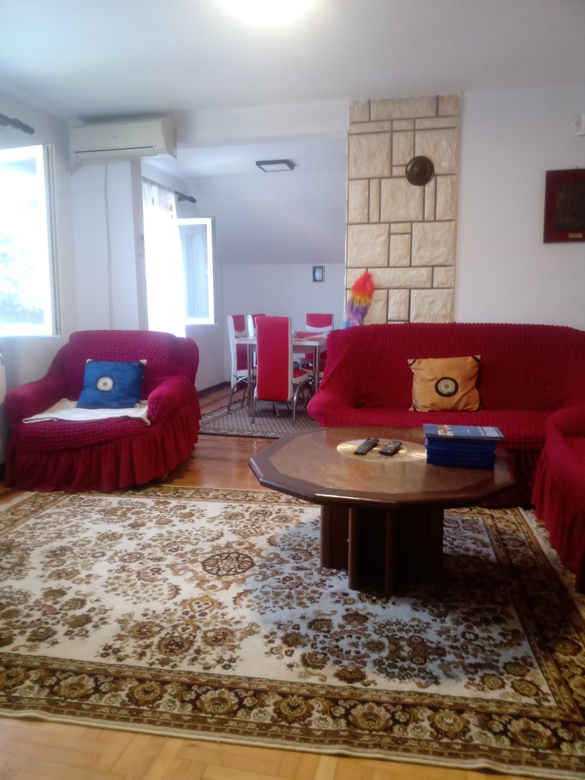 Јанка Јанковића 50  Београд  Сербия 6