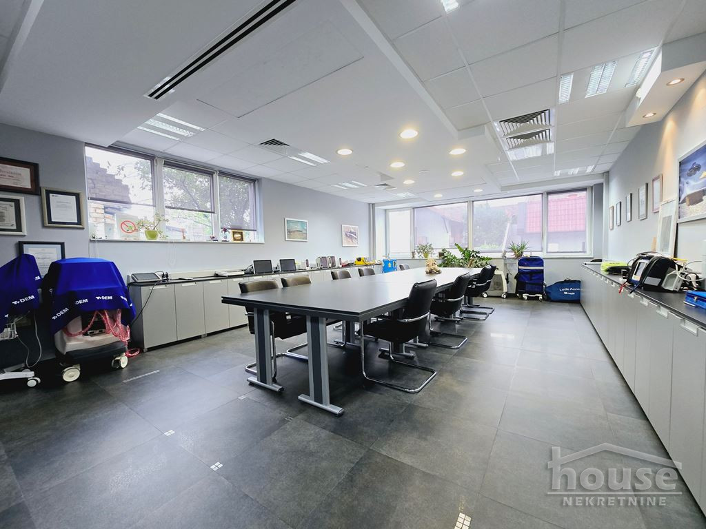 Lokal,NOVI SAD,TELEP 556m2,1545000€ , ID: 8091749 2