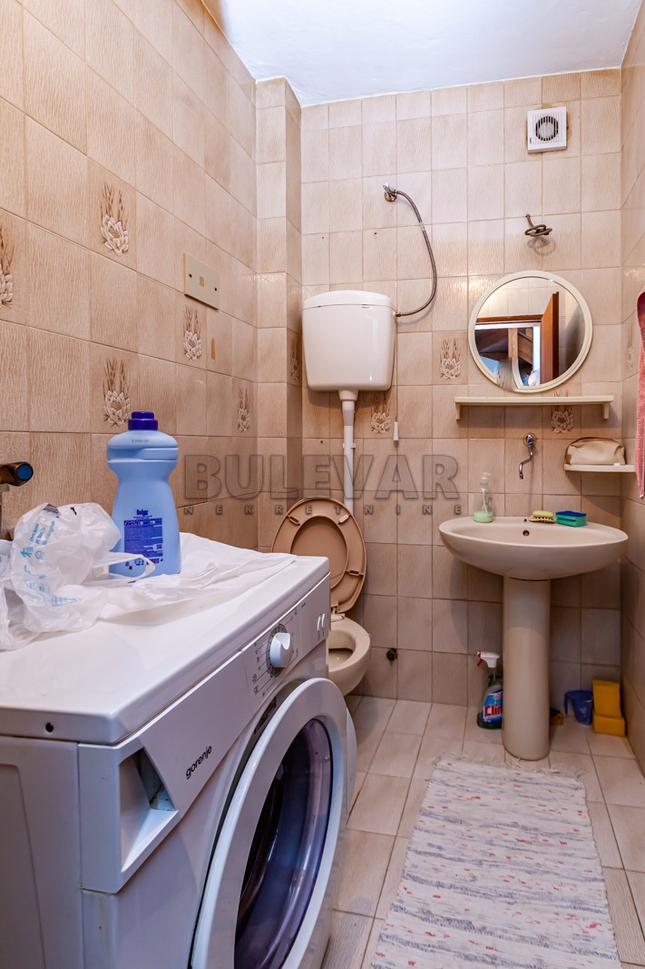 četvorosoban stan, 180 m2, Palilula, Igmanska ID: i-012163 9