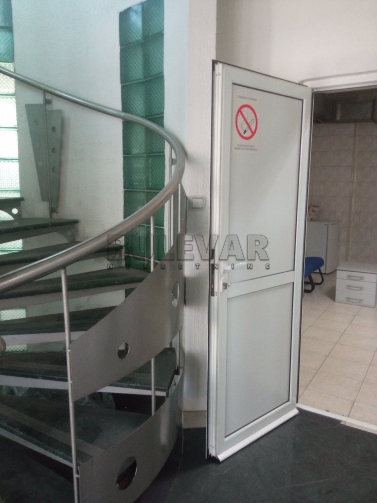 Lokal, 450 m2, Crveni Pevac, Sinđelićev trg ID: i-012170 11