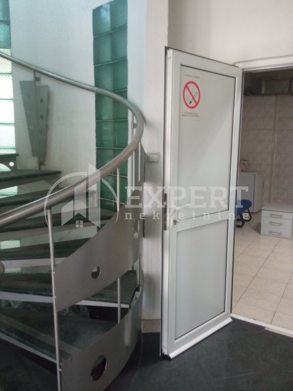 Lokal, 450 m2, Crveni Pevac, Sinđelićev trg ID: i-012170 11