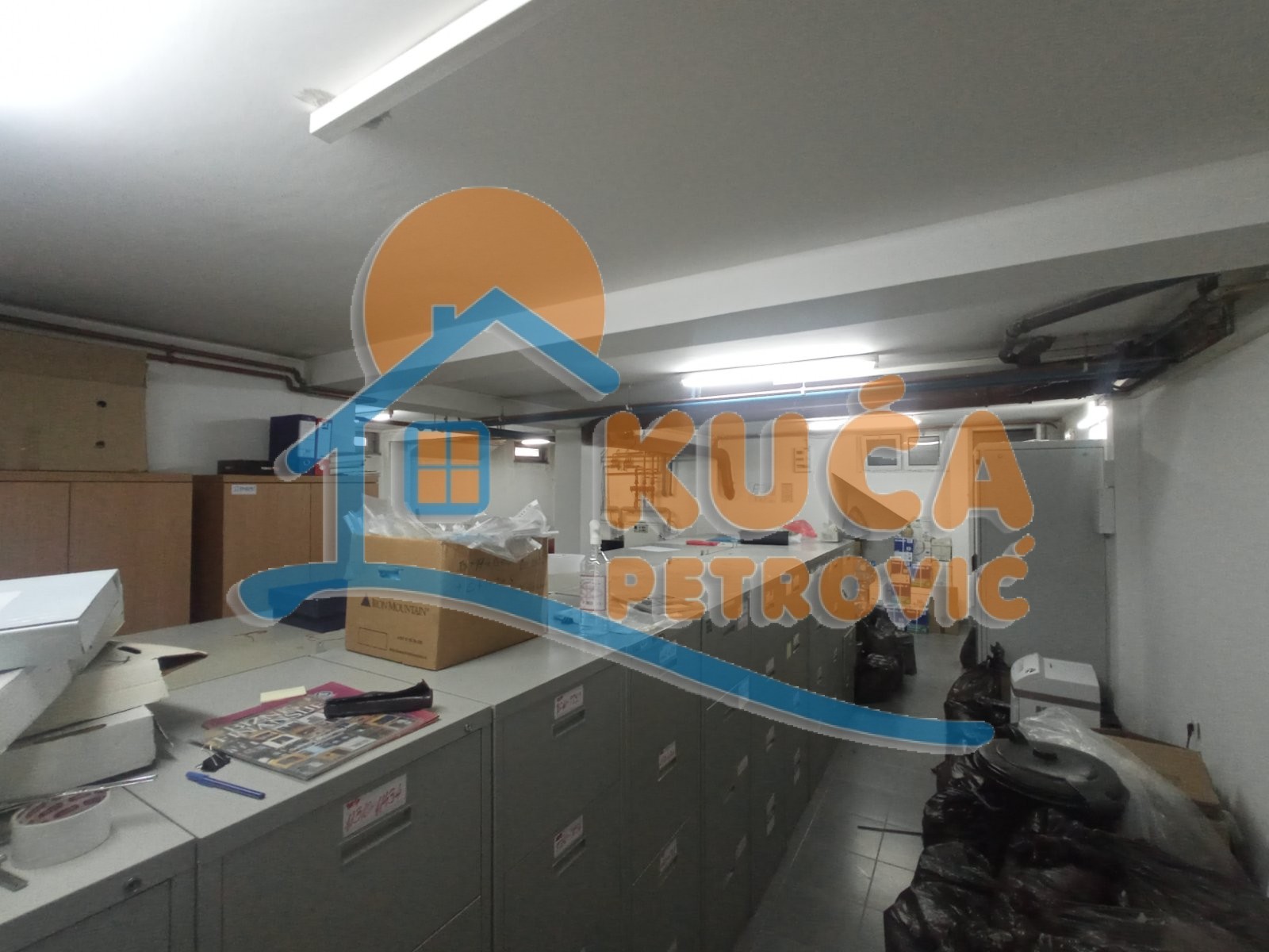 Lokal, 450 m2, Crveni Pevac, Sinđelićev trg ID: i-012170 12