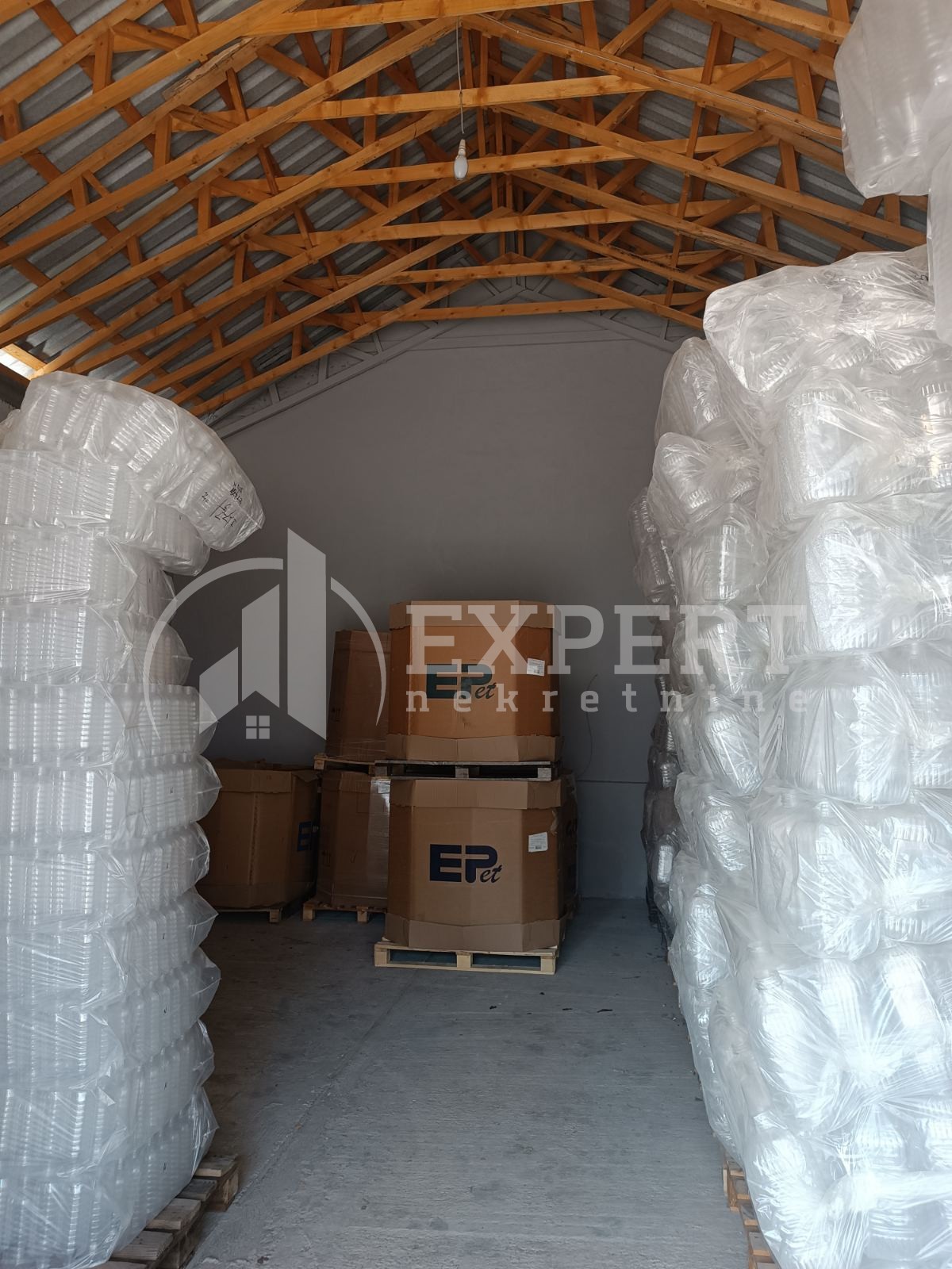 Lokal, 80 m2, Kičevo, Šumadijska ID: i-012175 2