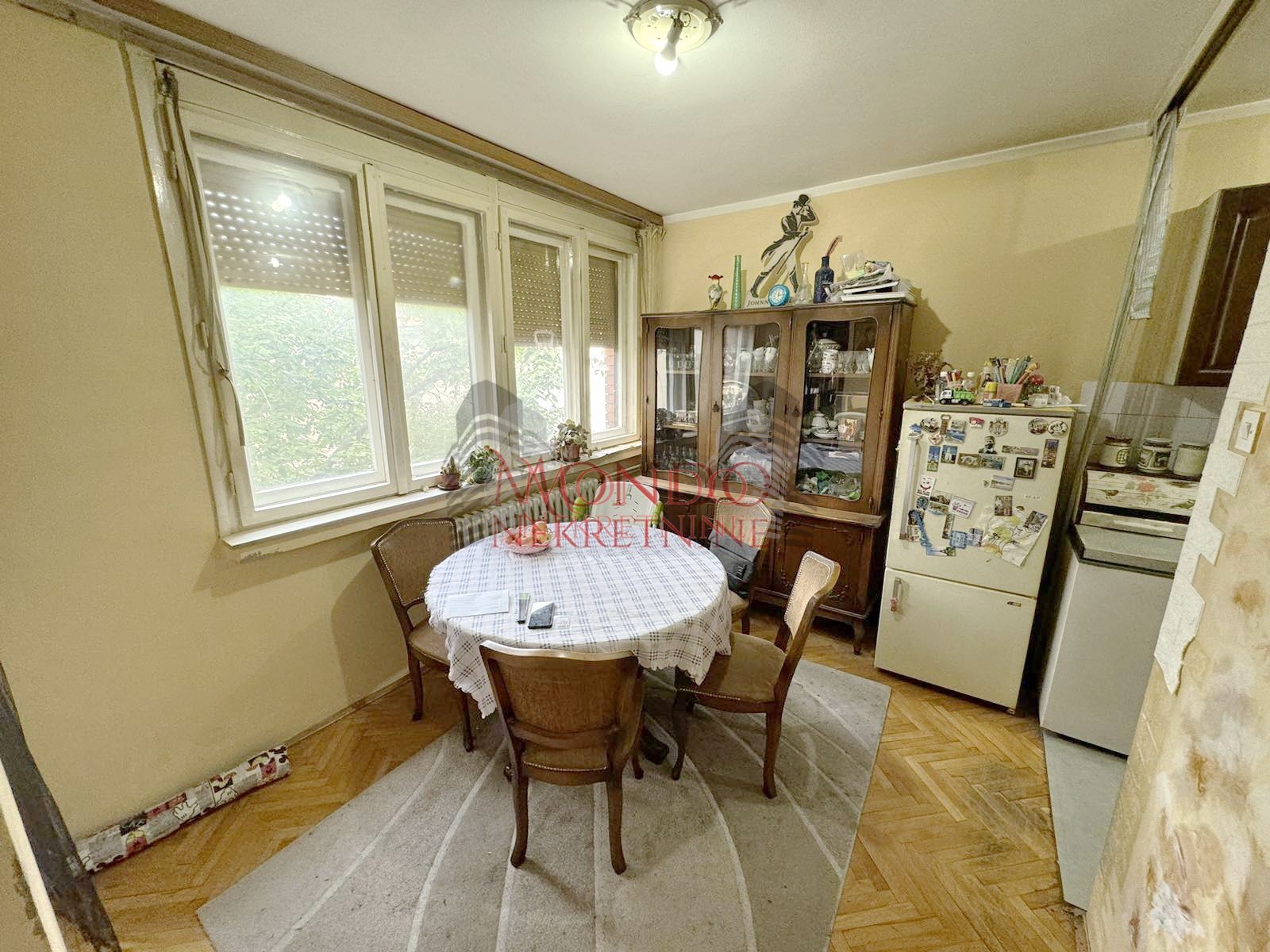 Cetvorosoban stan u samom centru grada ul Nikole Pasica 6