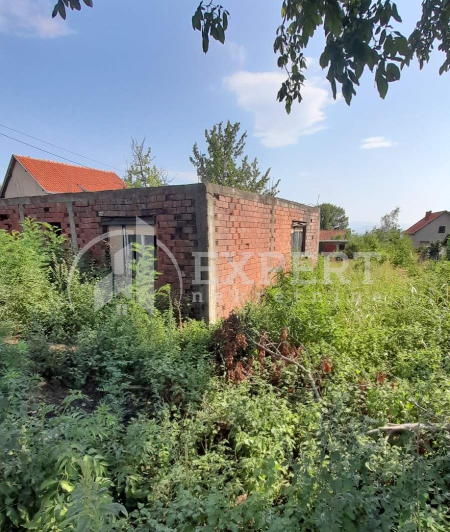 četvorosobna kuća, 80 m2, Mramorsko Brdo, 2. srpskog ustanka ID: p-012183 1