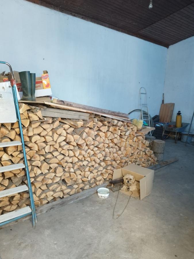 Dve kuce sa velikim placem 13