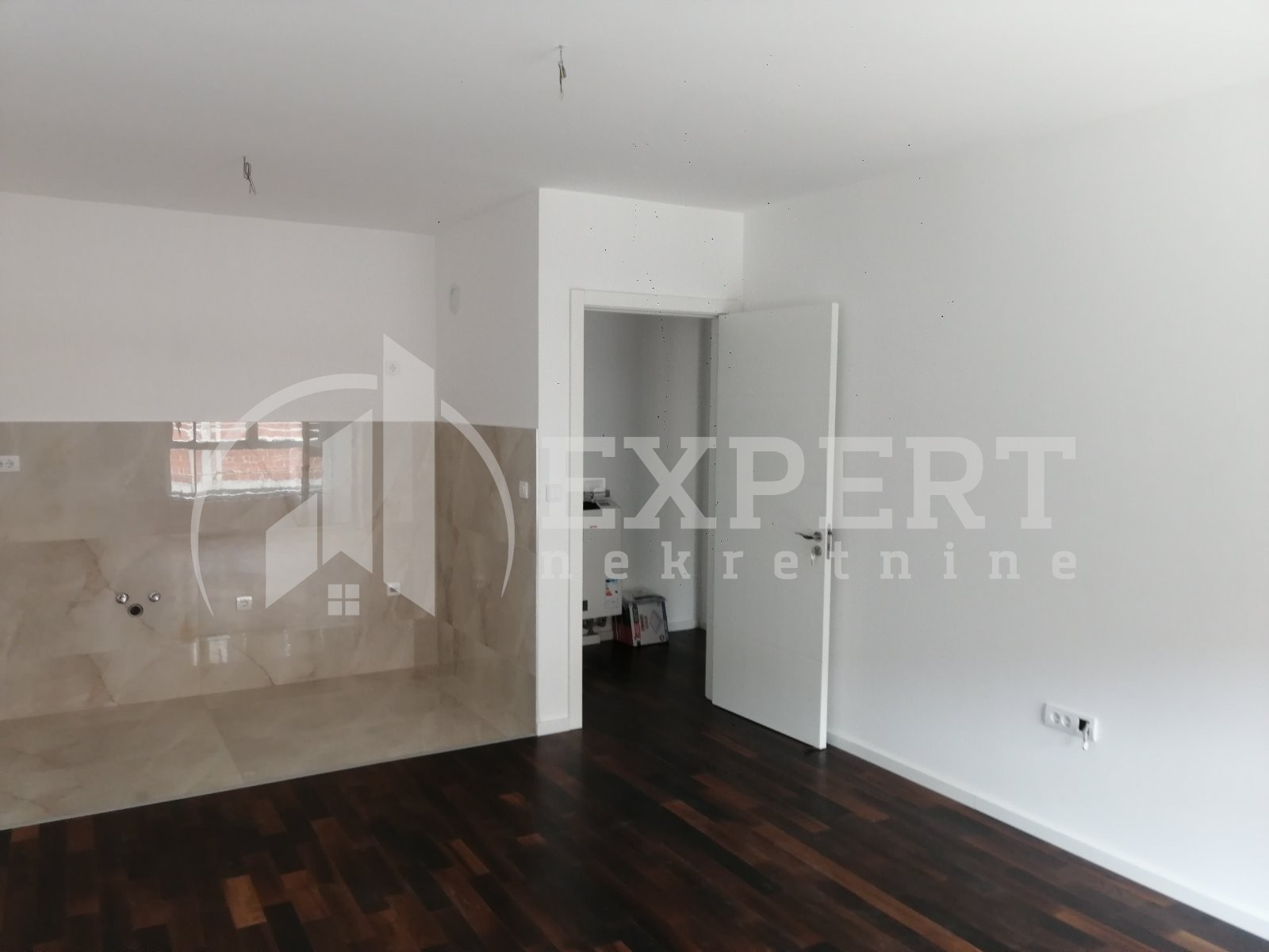 Dvosoban stan, 59 m2, Pantelej, Bulevar Svetog Pantelejmona ID: i-012198 2