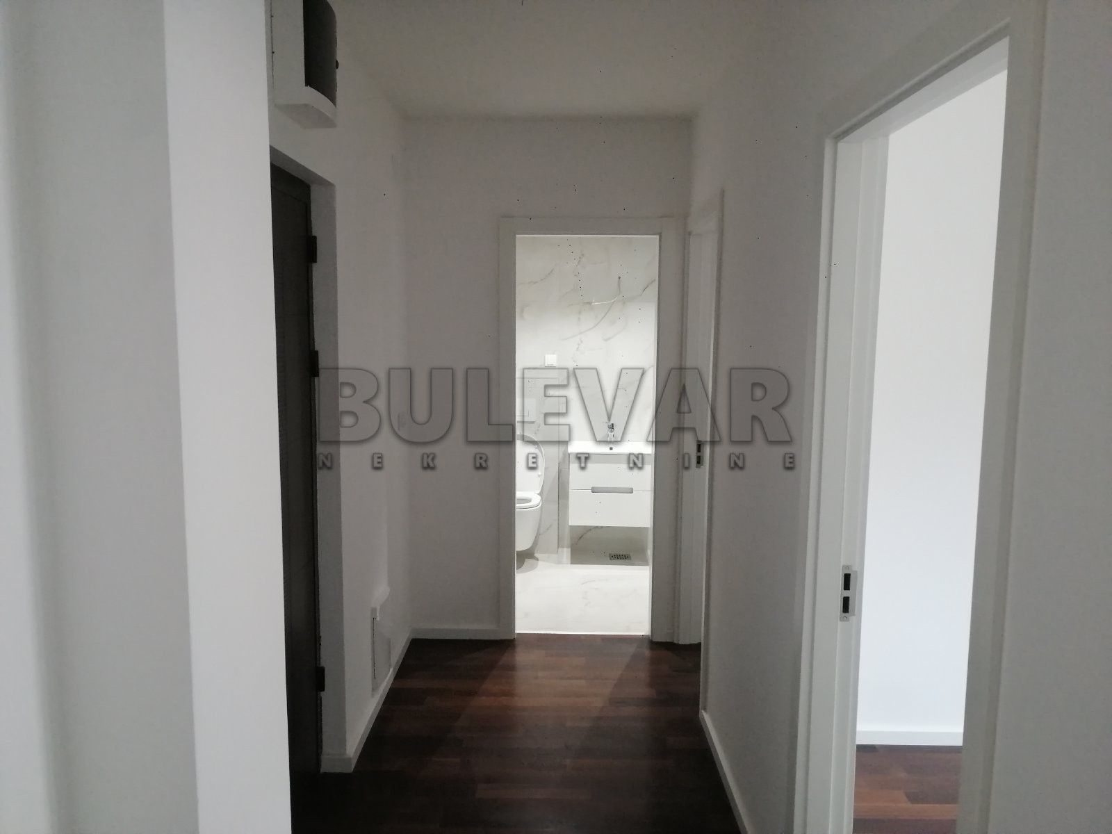 Dvosoban stan, 59 m2, Pantelej, Bulevar Svetog Pantelejmona ID: i-012198 6