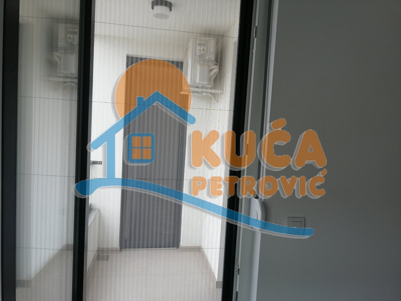 Dvosoban stan, 59 m2, Pantelej, Bulevar Svetog Pantelejmona ID: i-012198 8