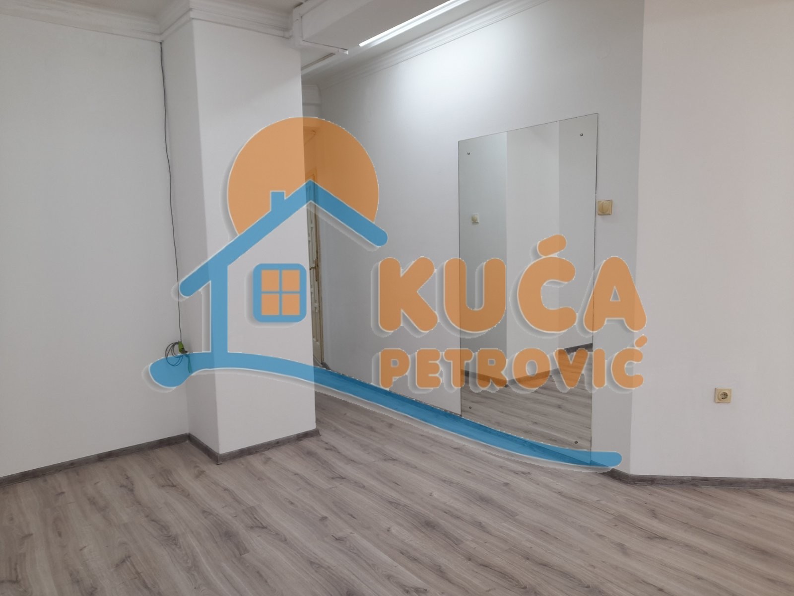 četvorosobna kuća, 670 m2, Šojka, Stevana Nemanje ID: i-012206 5