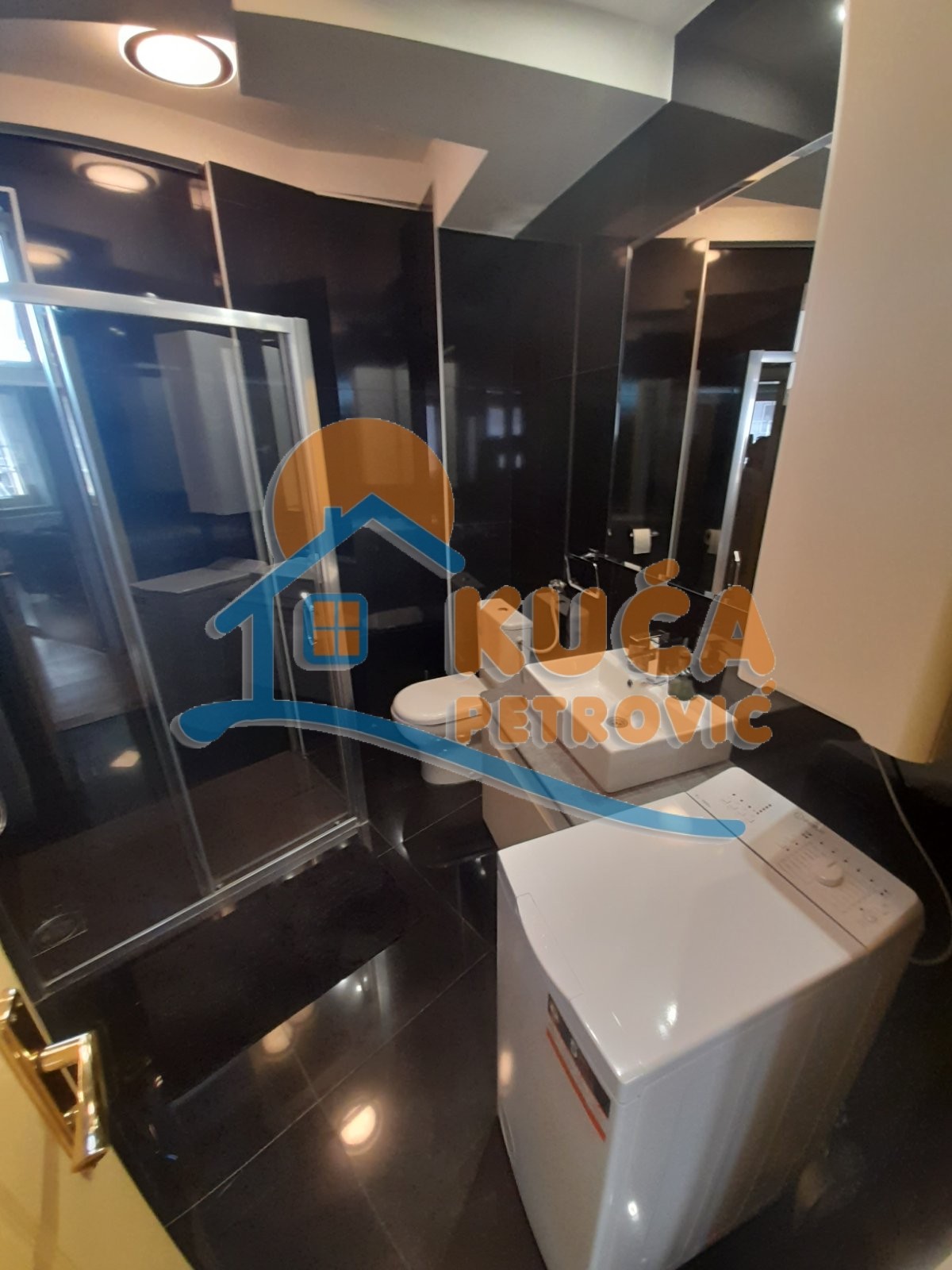 četvorosobna kuća, 670 m2, Šojka, Stevana Nemanje ID: i-012206 13