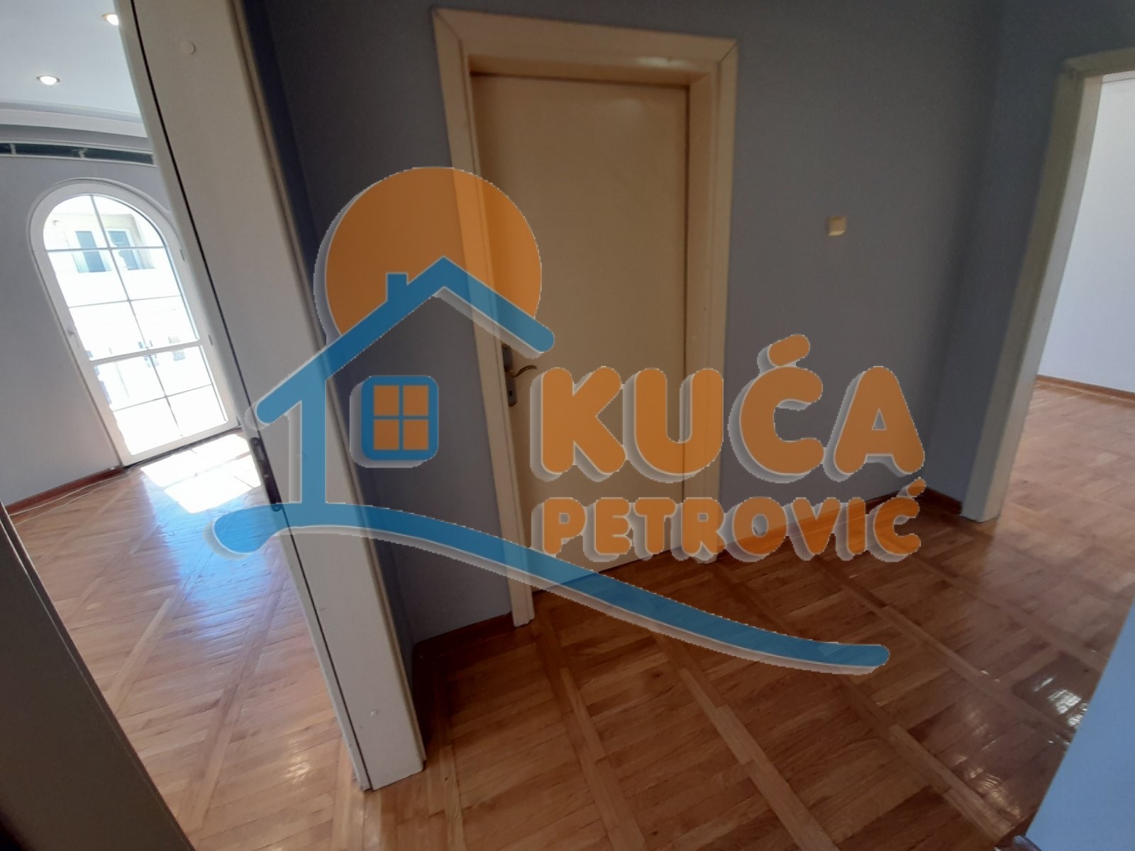 četvorosobna kuća, 670 m2, Šojka, Stevana Nemanje ID: i-012206 22