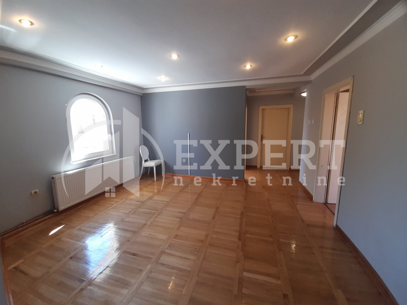 četvorosobna kuća, 670 m2, Šojka, Stevana Nemanje ID: i-012206 20