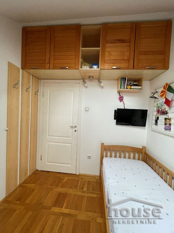 Stan,NOVI SAD,NOVO NASELJE 81m2,133900€ , ID: 1059537 6