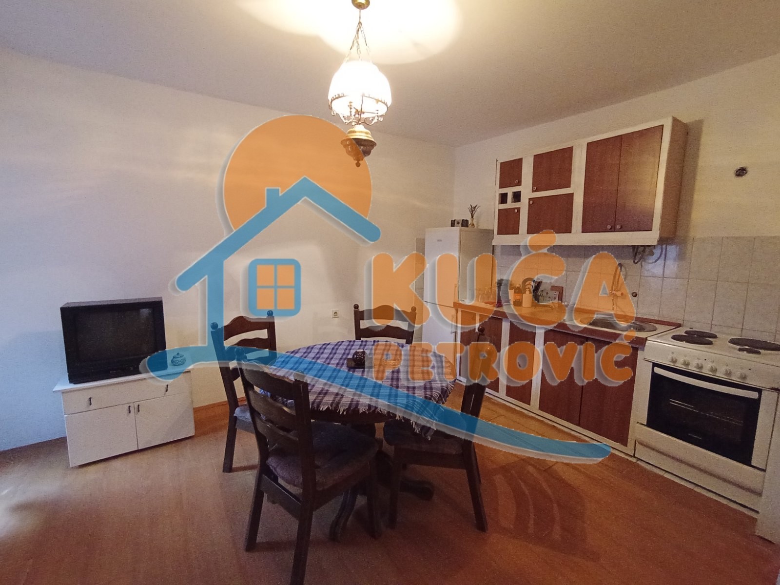 Dvosoban stan, 57 m2, Pantelej, Kninska ID: i-012217 2