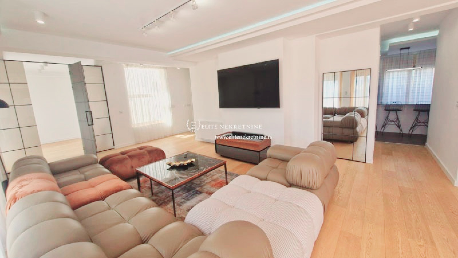 Lux penthouse Vracar  terasa 85m2  2 garazna mesta 1