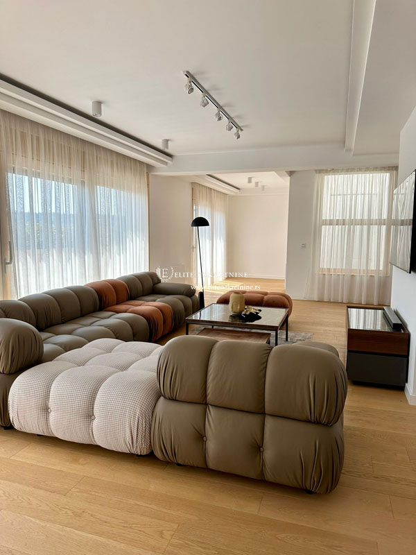 Lux penthouse Vracar  terasa 85m2  2 garazna mesta 2