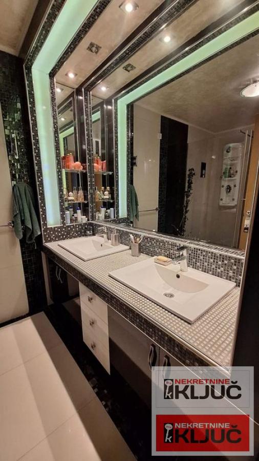 BULEVAR EVROPE, 108m2, Penthouse, Lux sa 2 Garažna mesta 13