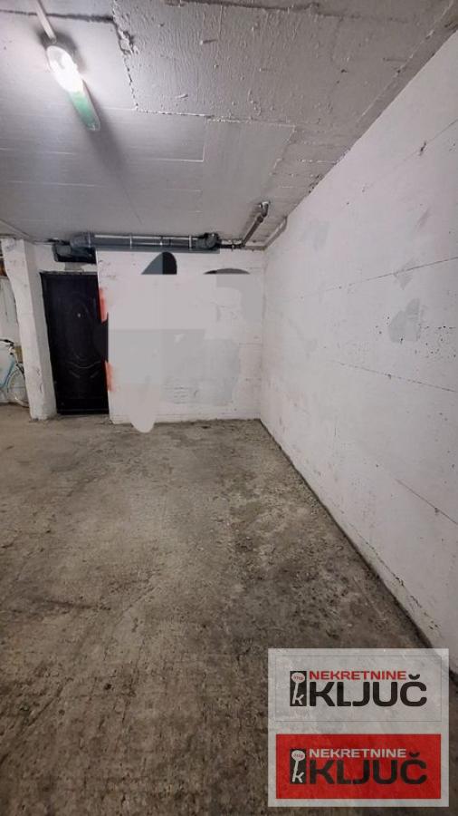 BULEVAR EVROPE, 108m2, Penthouse, Lux sa 2 Garažna mesta 19