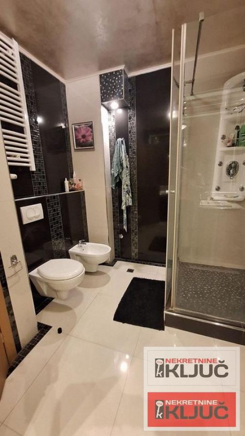 BULEVAR EVROPE, 108m2, Penthouse, Lux sa 2 Garažna mesta 11