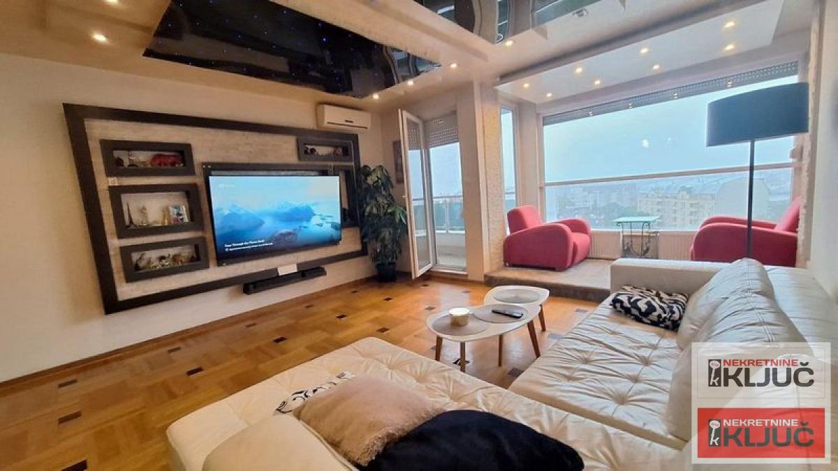 BULEVAR EVROPE, 108m2, Penthouse, Lux sa 2 Garažna mesta 5