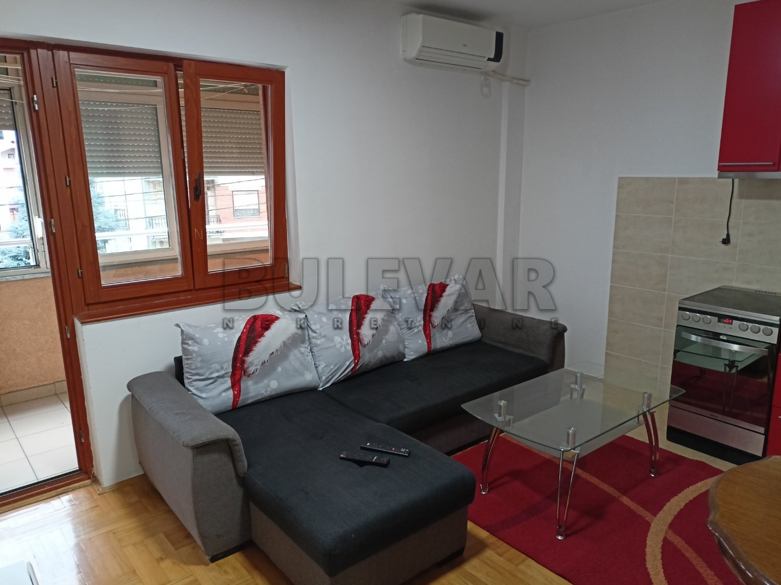 Jednosoban stan, 41 m2, Pantelej, Studenička ID: i-011148 2