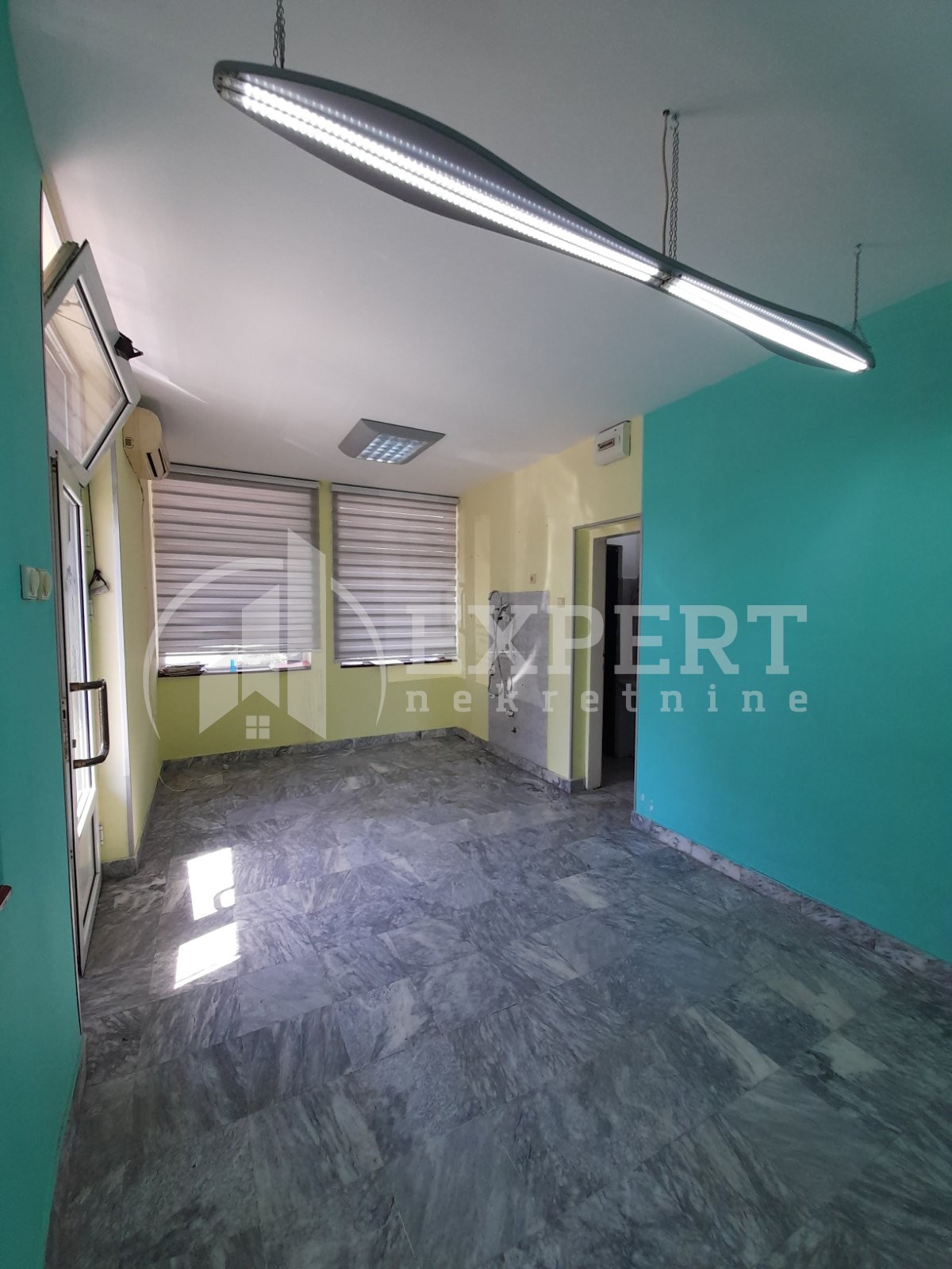 Lokal, 19 m2, Ćalije, Ruža ID: i-012233 1