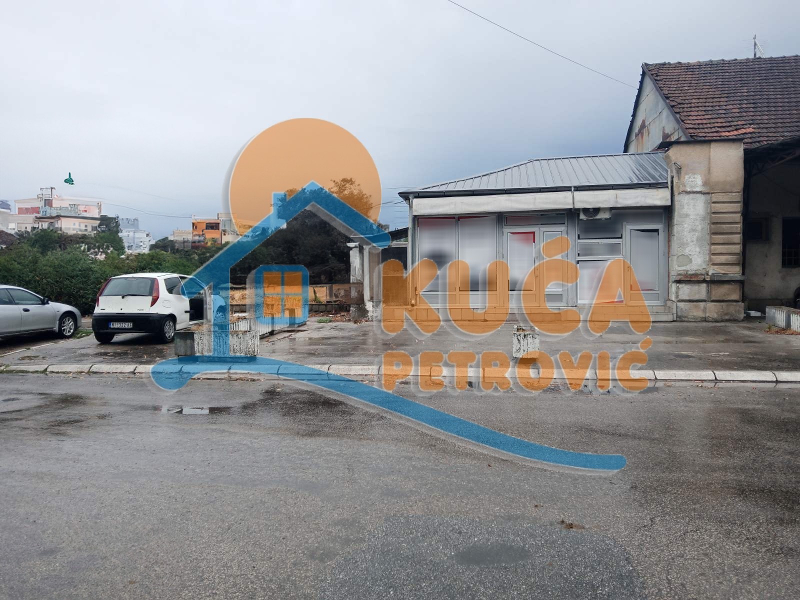 Lokal, 64 m2, Železnička stanica, Železnička ID: p-012228 1