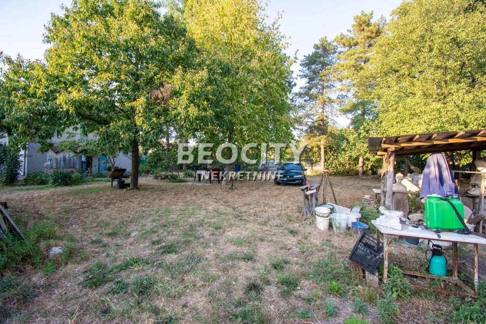 Plac, Sremčica, Beogradska ID: 112058 4