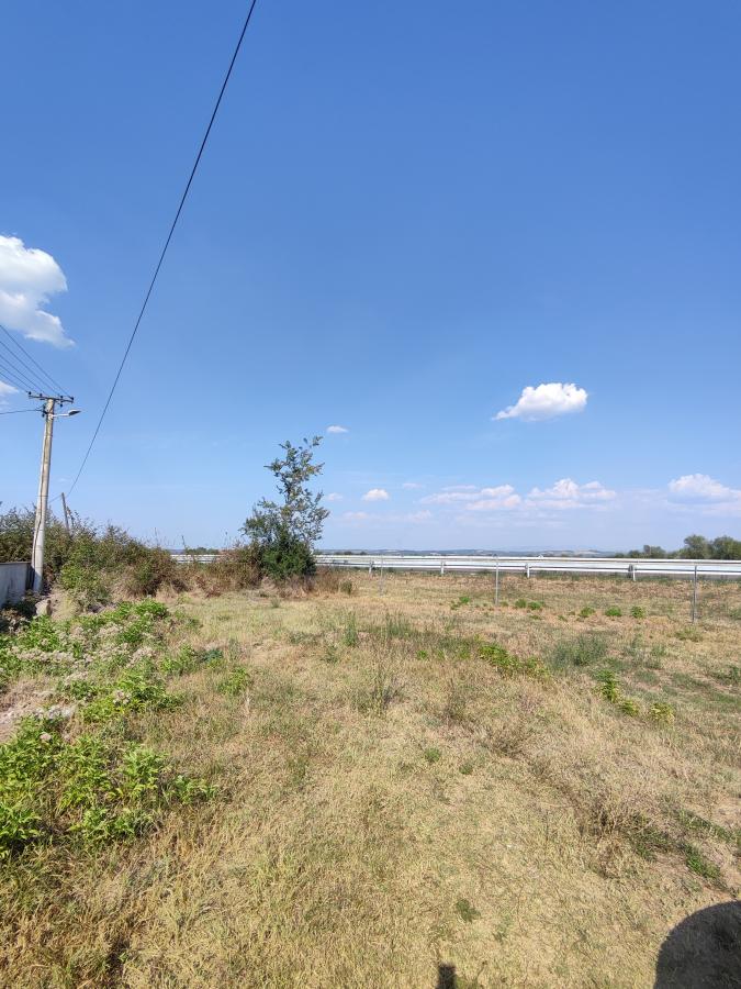 Seosko domaćinstvo u Kočinom selu na dobroj lokaciji 35