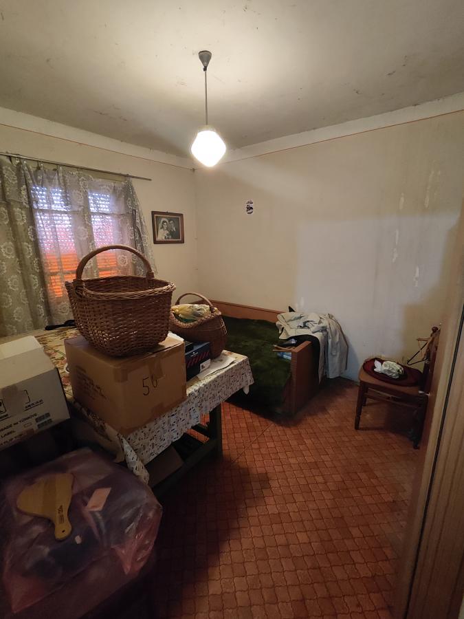 Seosko domaćinstvo u Kočinom selu na dobroj lokaciji 11