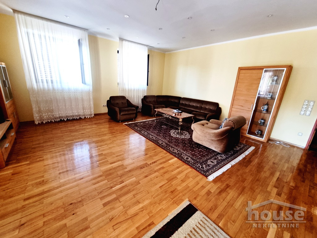 Stanovi,NOVI SAD,GRBAVICA 200m2,1300€ , ID: 9116641 17