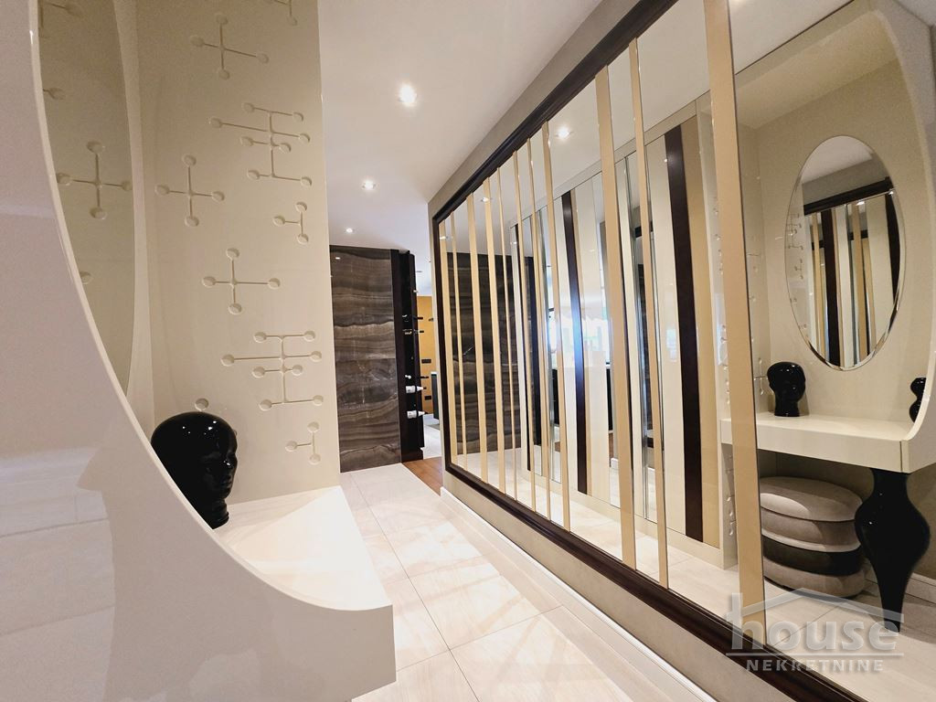 Stanovi,NOVI SAD,CENTAR 113m2,2000€ , ID: 9116645 8