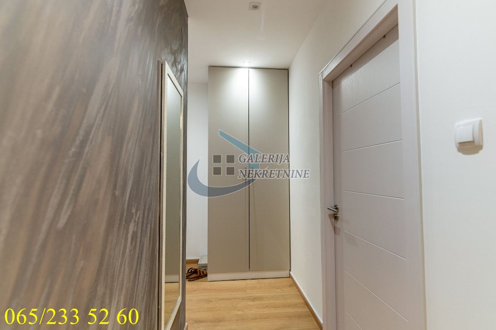 Vračar   Južni bulevar 60m2 17