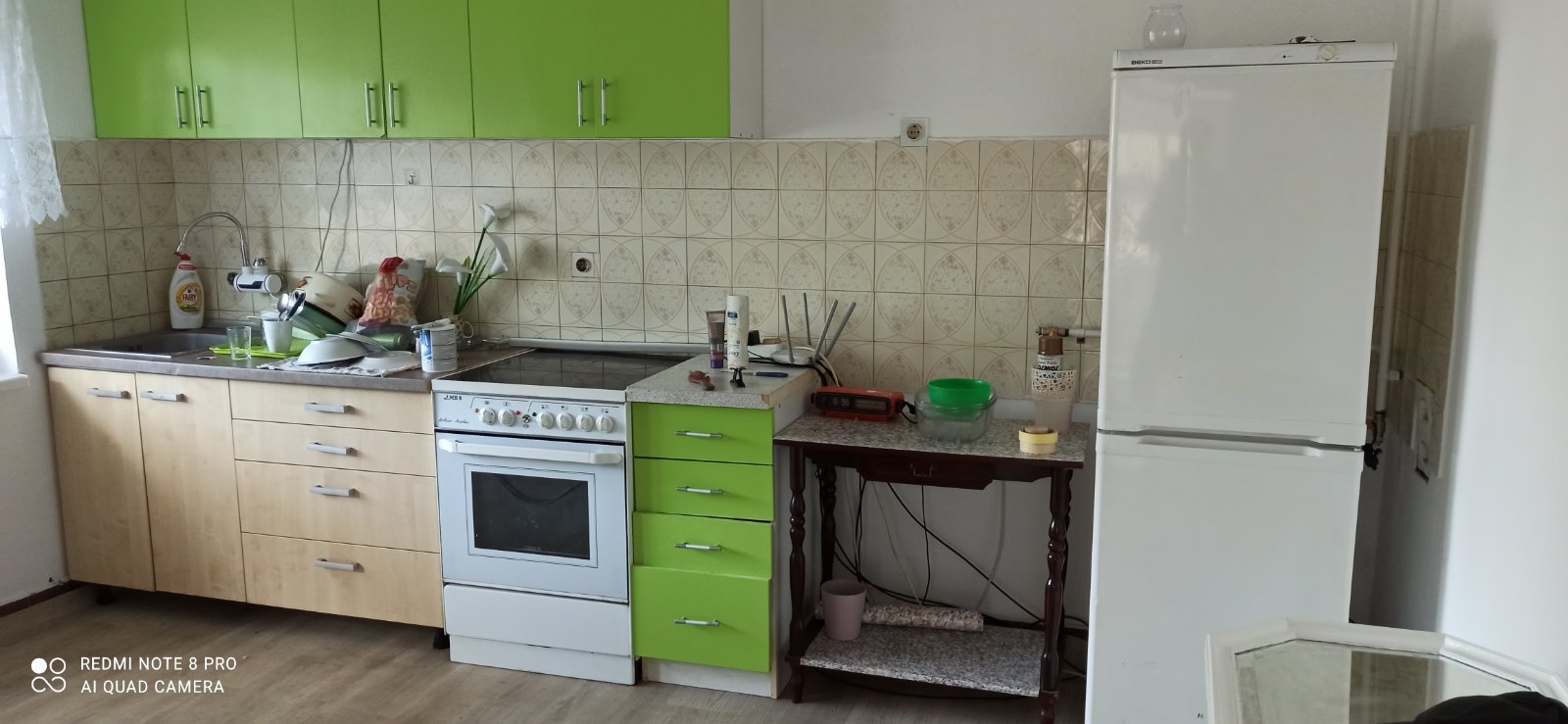 Prodajem kucu u Kacarevu 3