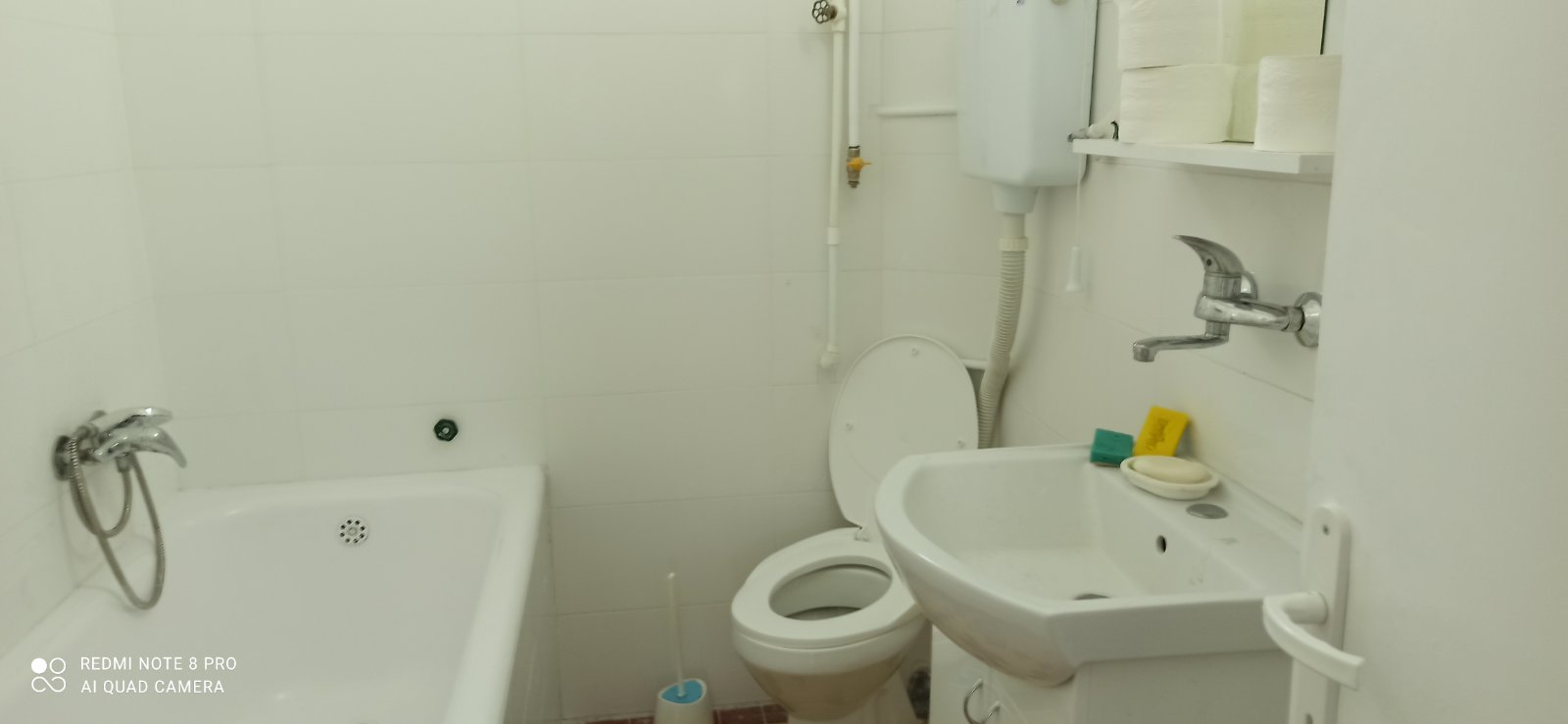 Izdajem kucu za radnike firme Kacarevo 4