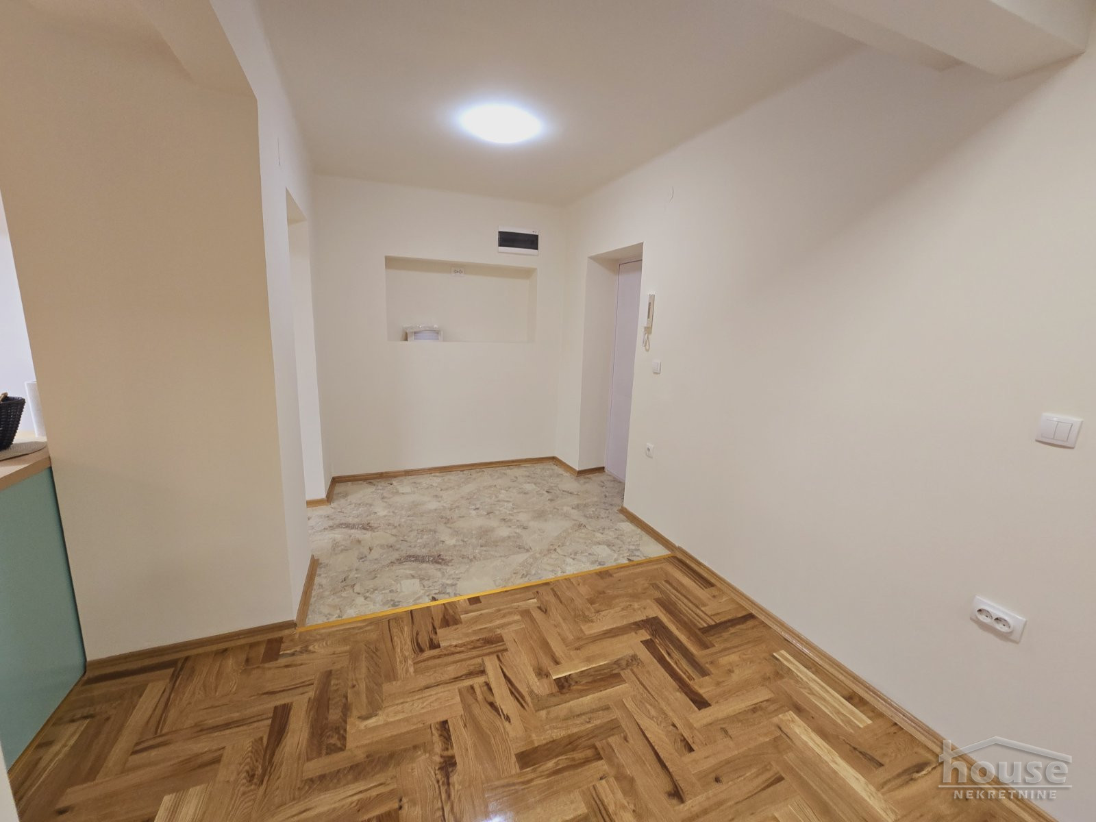 Stan,NOVI SAD,CENTAR 37m2,141000€ , ID: 1062329 13