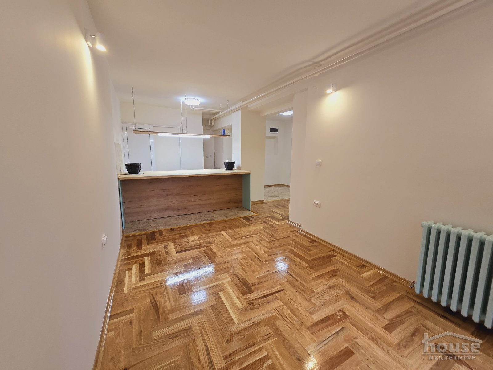 Stan,NOVI SAD,CENTAR 37m2,141000€ , ID: 1062329 3