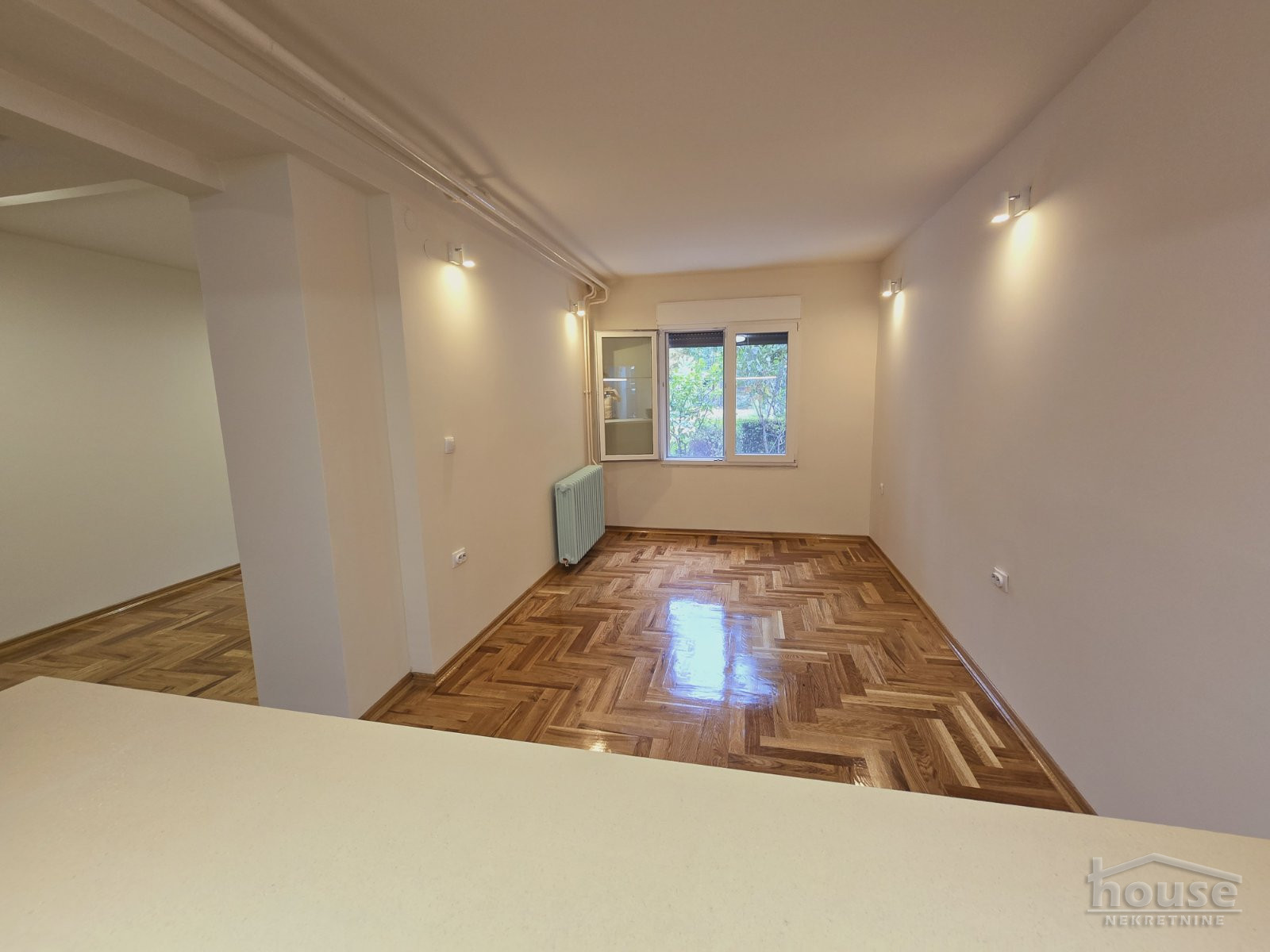 Stan,NOVI SAD,CENTAR 37m2,141000€ , ID: 1062329 5