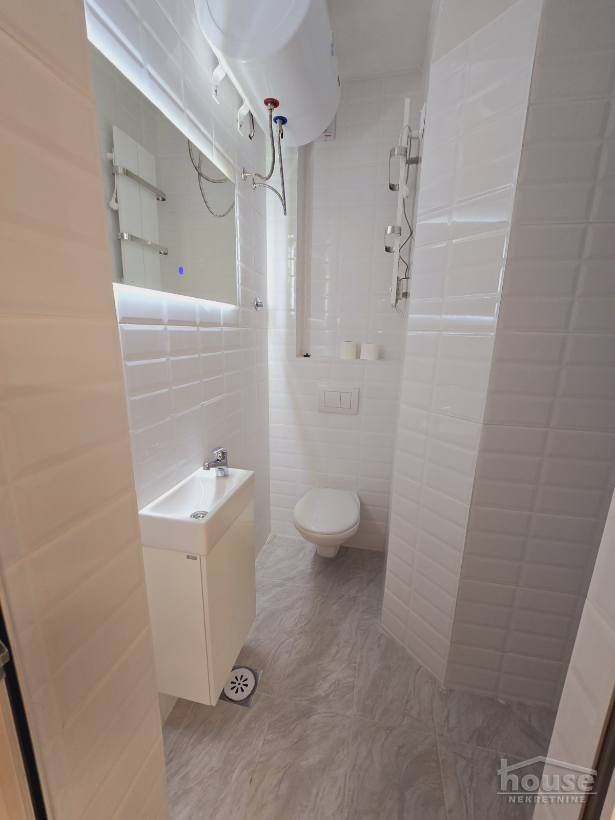 Stan,NOVI SAD,CENTAR 37m2,141000€ , ID: 1062329 10