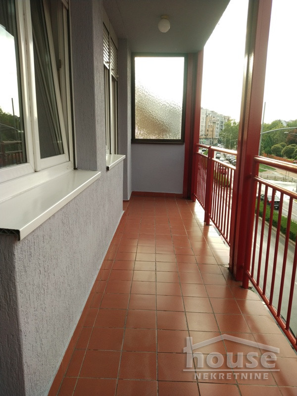 Stanovi,NOVI SAD,GRBAVICA 70m2,600€ , ID: 9114856 14